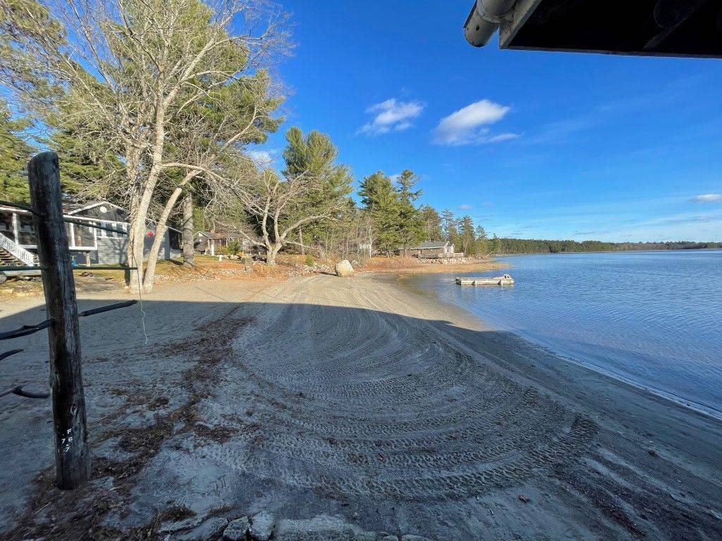 25 Pine Ridge RD, French River, ON P0M 1A0