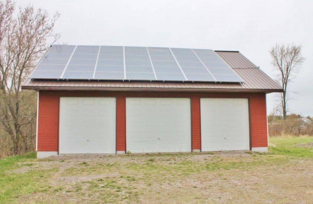 16 Notre Dame ST W, French River, ON P0M 2N0