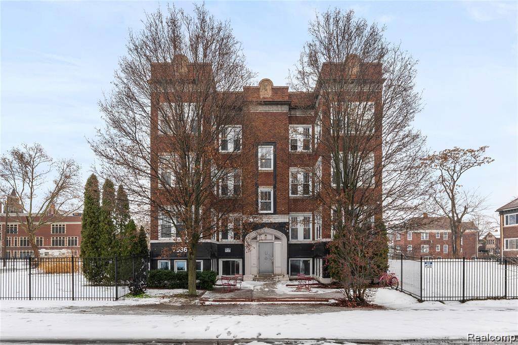 7536 #10 Dunedin ST #10, Detroit, MI 48206