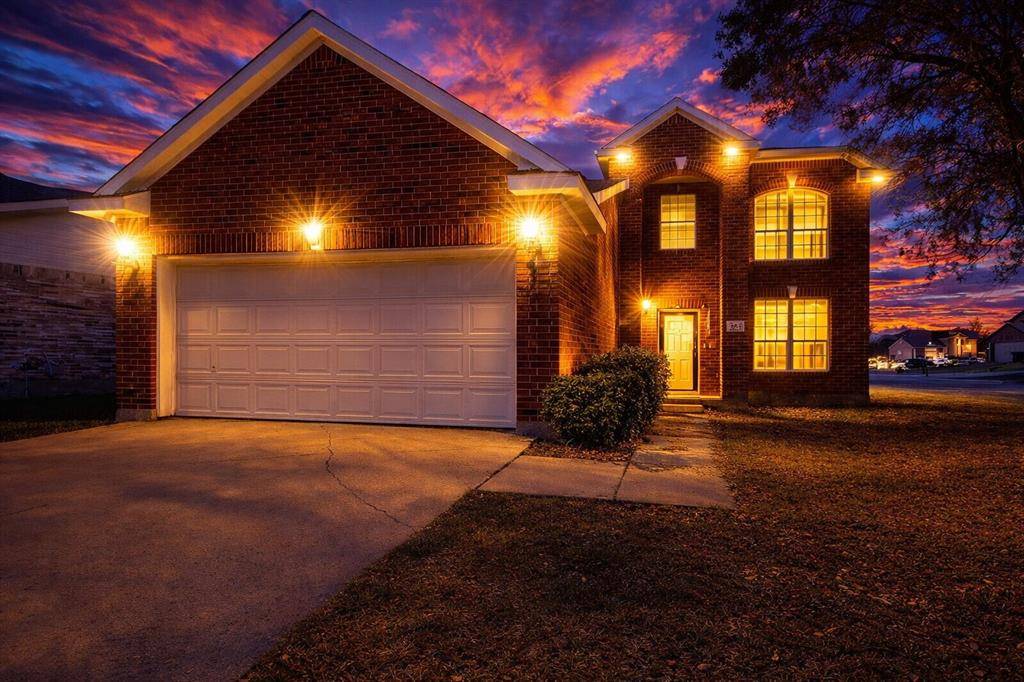 801 Gillon Drive, Arlington, TX 76001