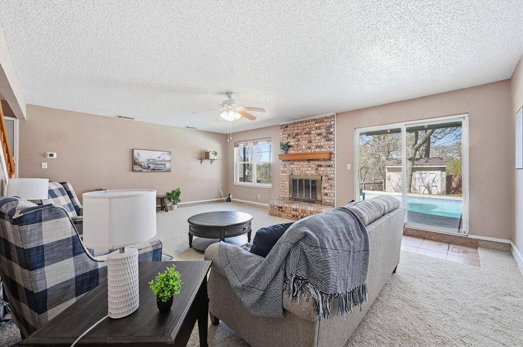 4900 Sagebrush Court, Arlington, TX 76017