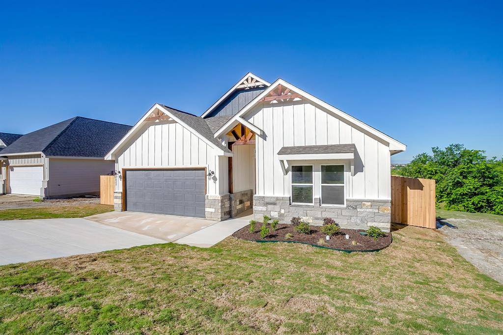 1022 Lake View Ridge, White Settlement, TX 76108