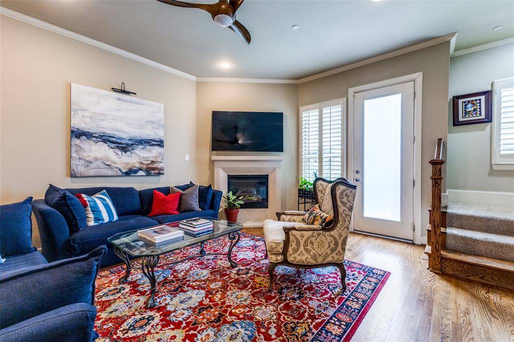 7333 Valley View Lane #304, Dallas, TX 75240