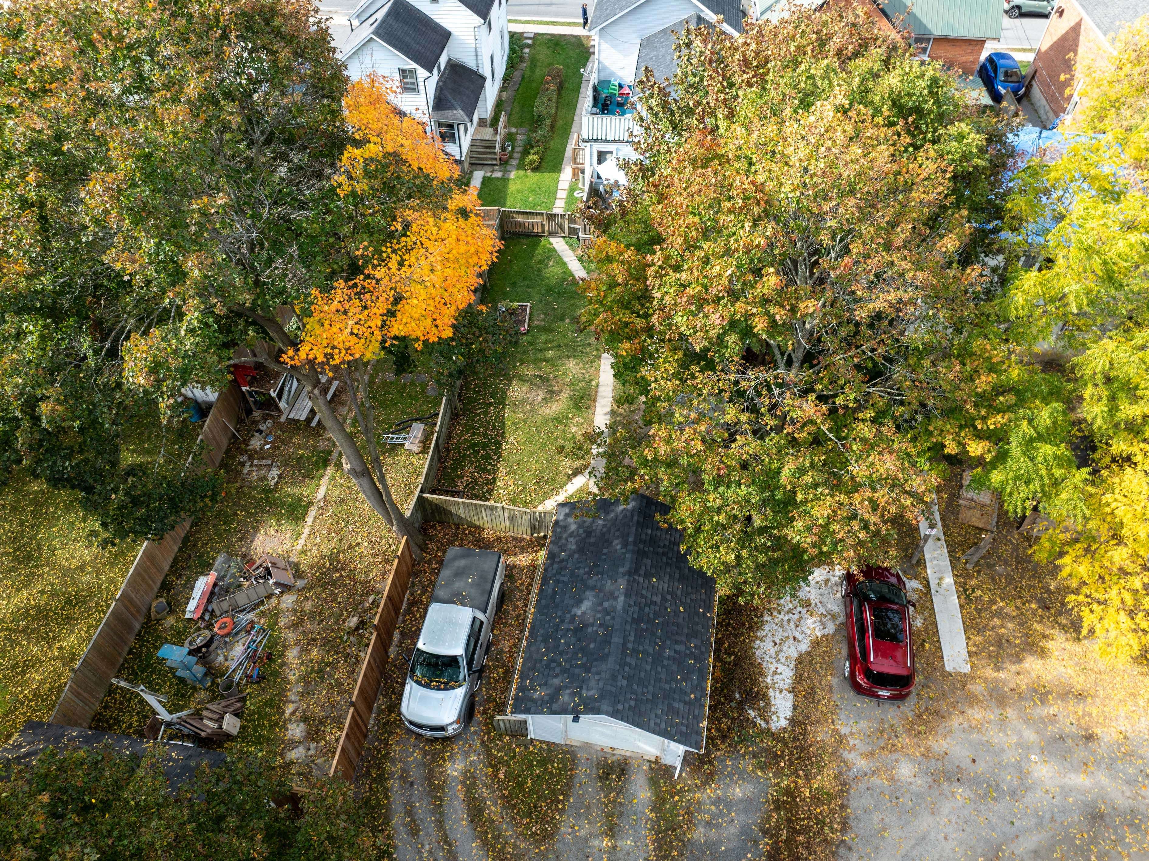 65 Hickory ST S, Gananoque, ON K7G 2P6