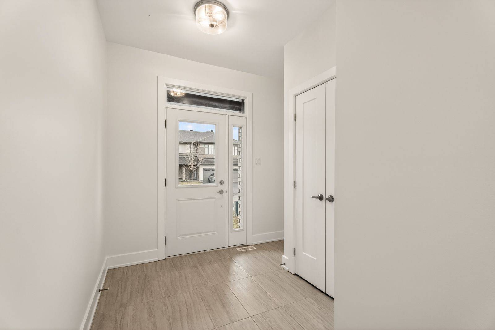 8 TABER ST, Carleton Place, ON K7C 0H2