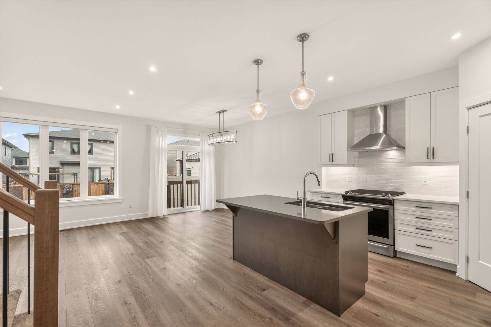 8 TABER ST, Carleton Place, ON K7C 0H2