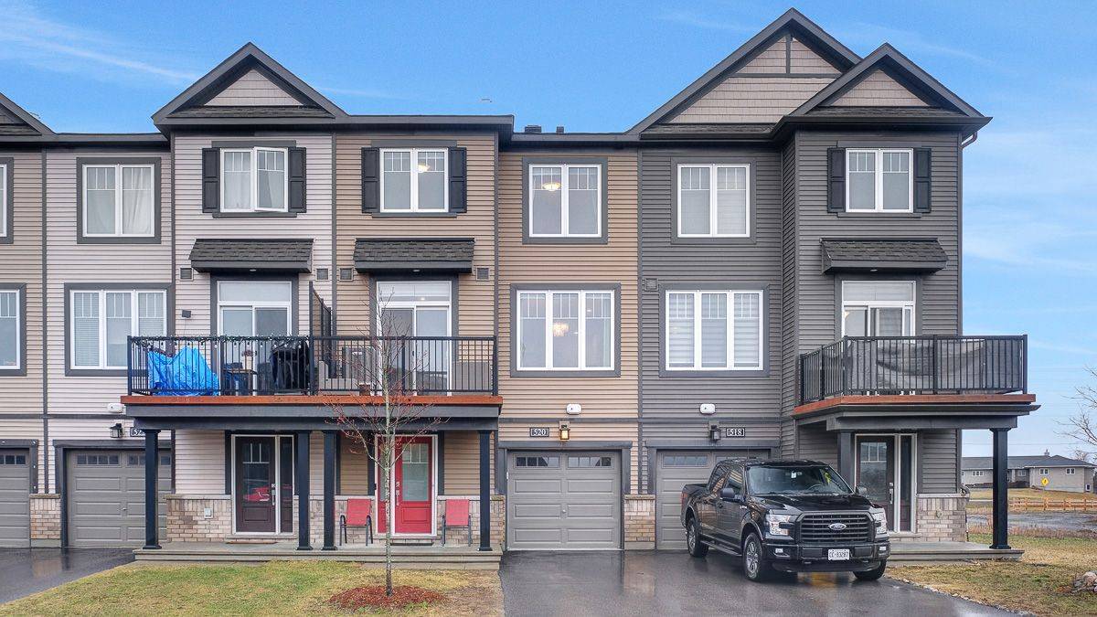 520 Aglish Mews, Barrhaven, ON K2J 6Y2
