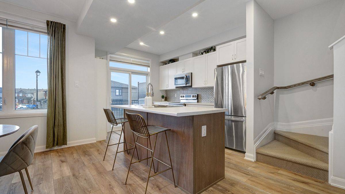 520 Aglish Mews, Barrhaven, ON K2J 6Y2