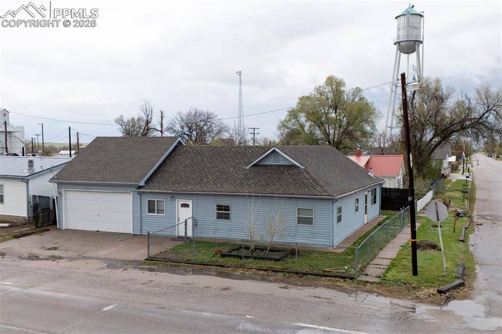 505 2nd AVE, Deer Trail, CO 80105