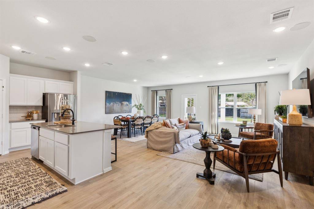 3509 Kingdom Drive, Denton, TX 76208