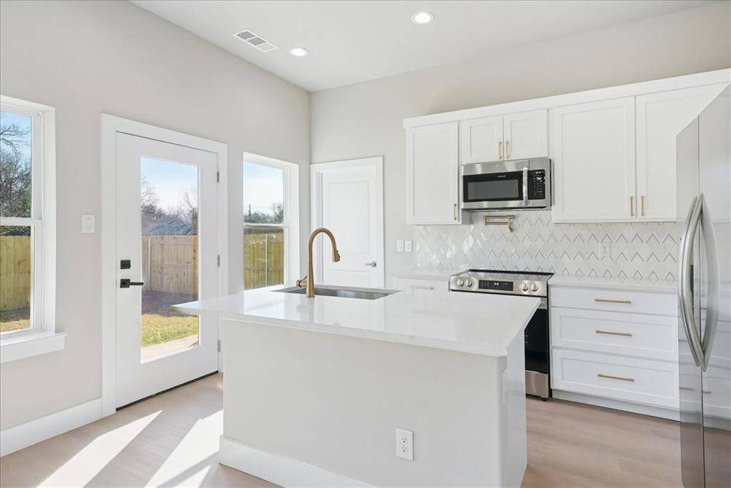 113 Church Street, Waxahachie, TX 75165