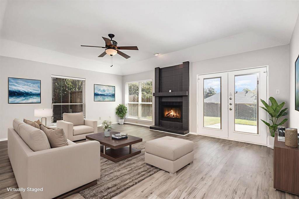 1024 Ledgemont Drive, Plano, TX 75025