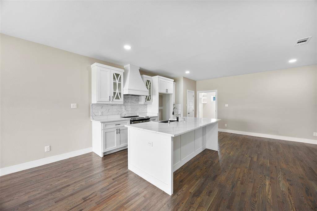 1218 Lynn Way, Waxahachie, TX 75165