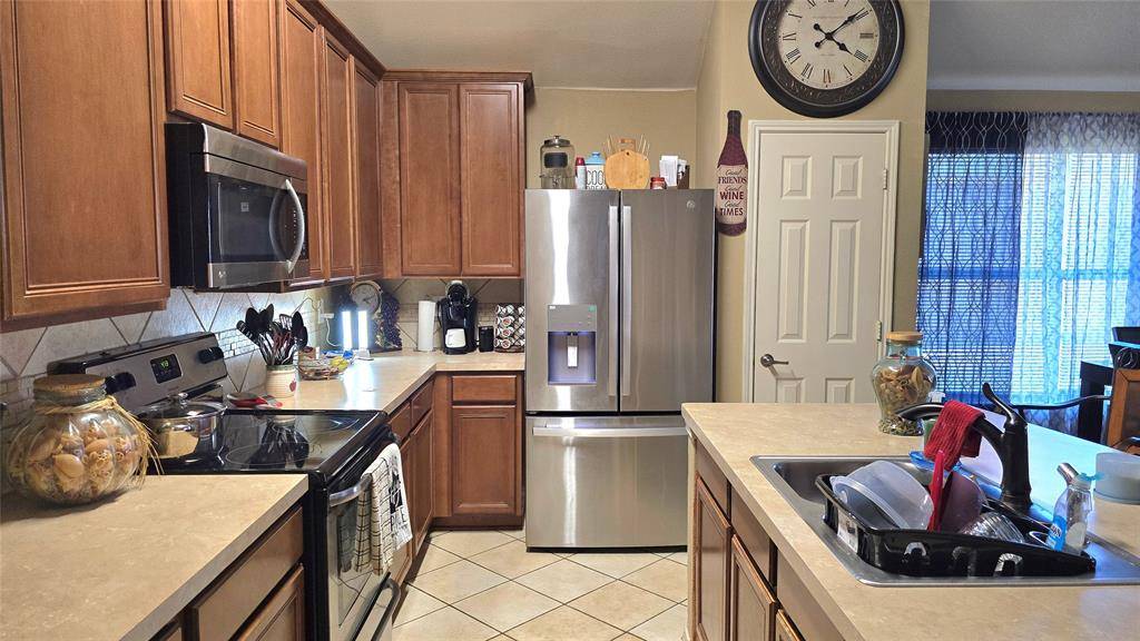 7717 Decoy Drive, Arlington, TX 76002