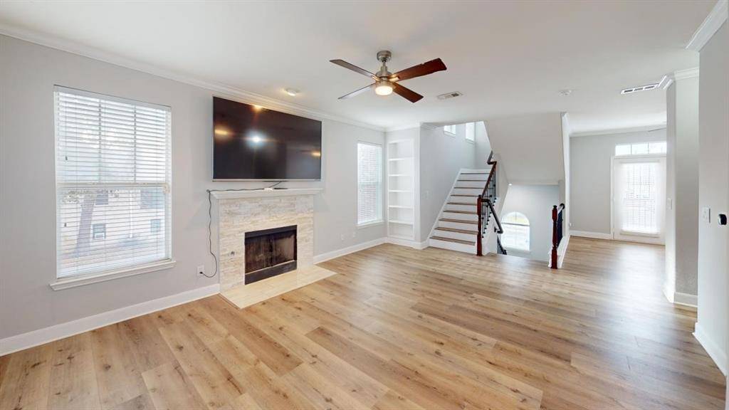 4904 Live Oak Street #1, Dallas, TX 75206