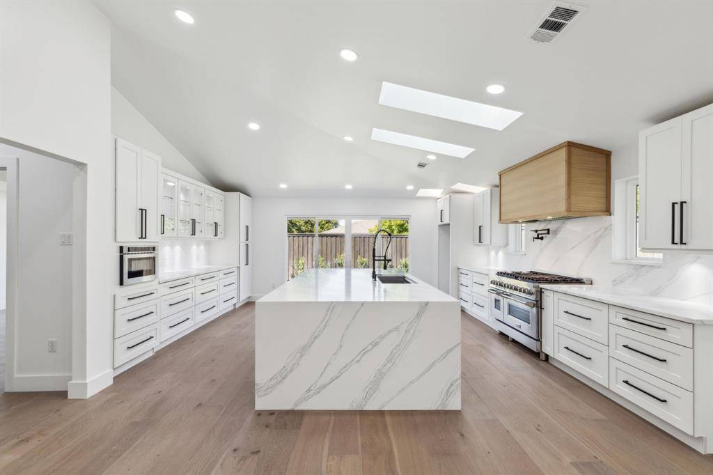 1109 Kenshire Lane, Richardson, TX 75081