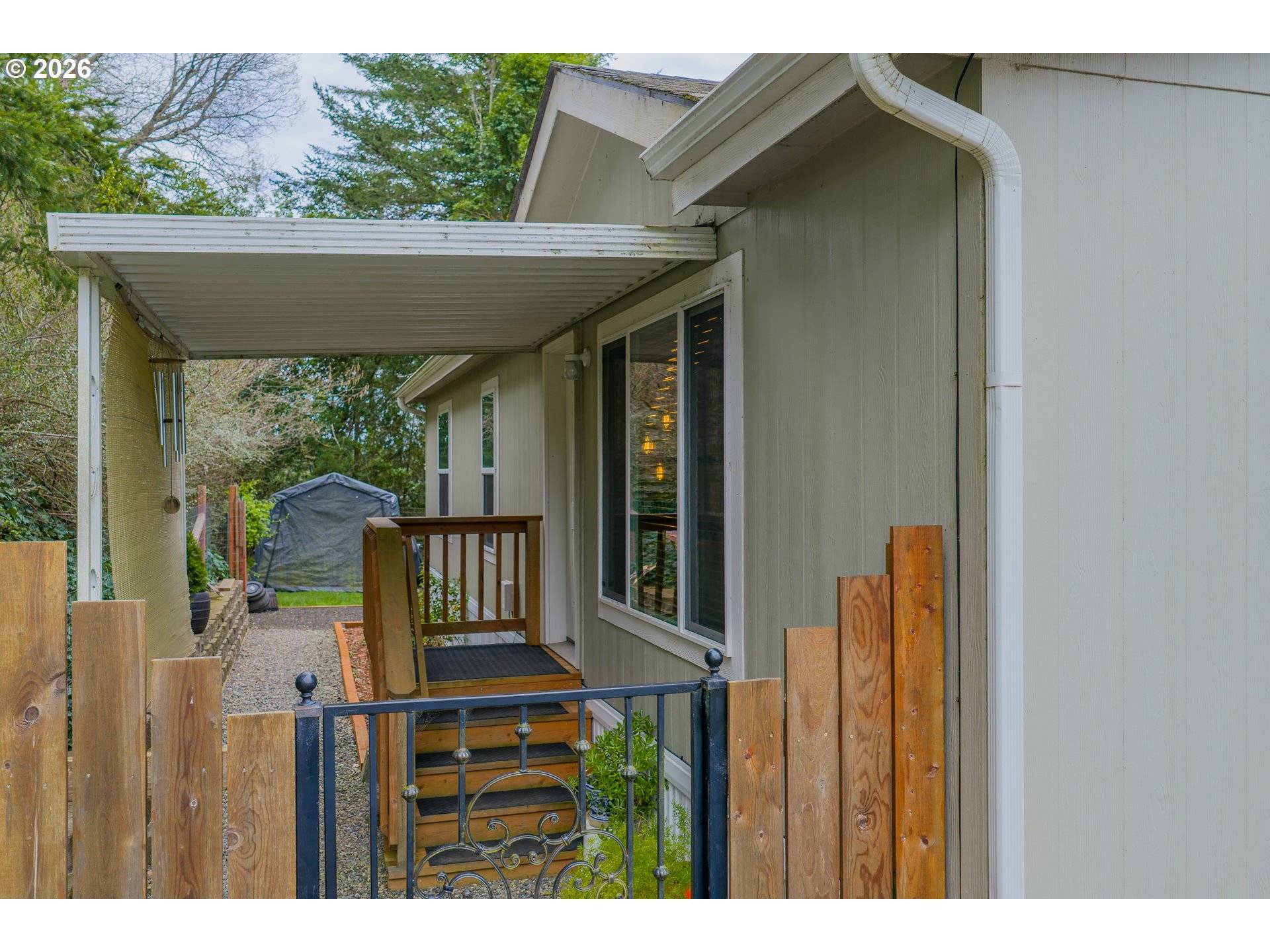 1050 N CEDAR POINT RD #C09, Coquille, OR 97423