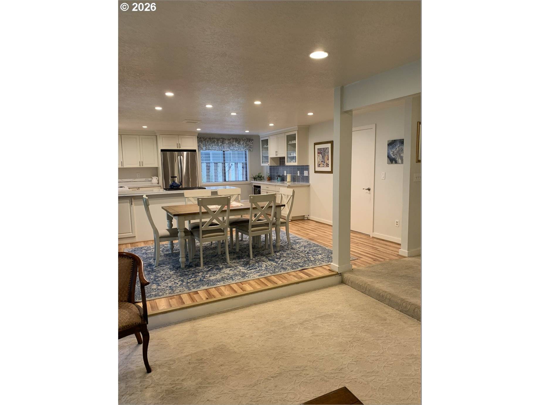 4341 COLLINS WAY, Lake Oswego, OR 97035