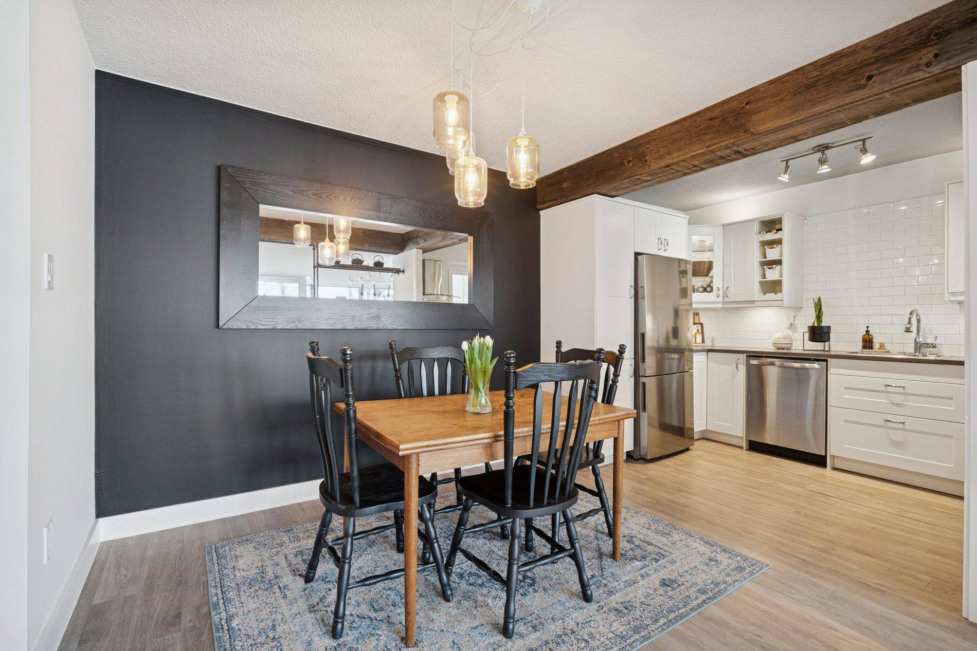 20 Speers RD #103, Oakville, ON L6K 3R5