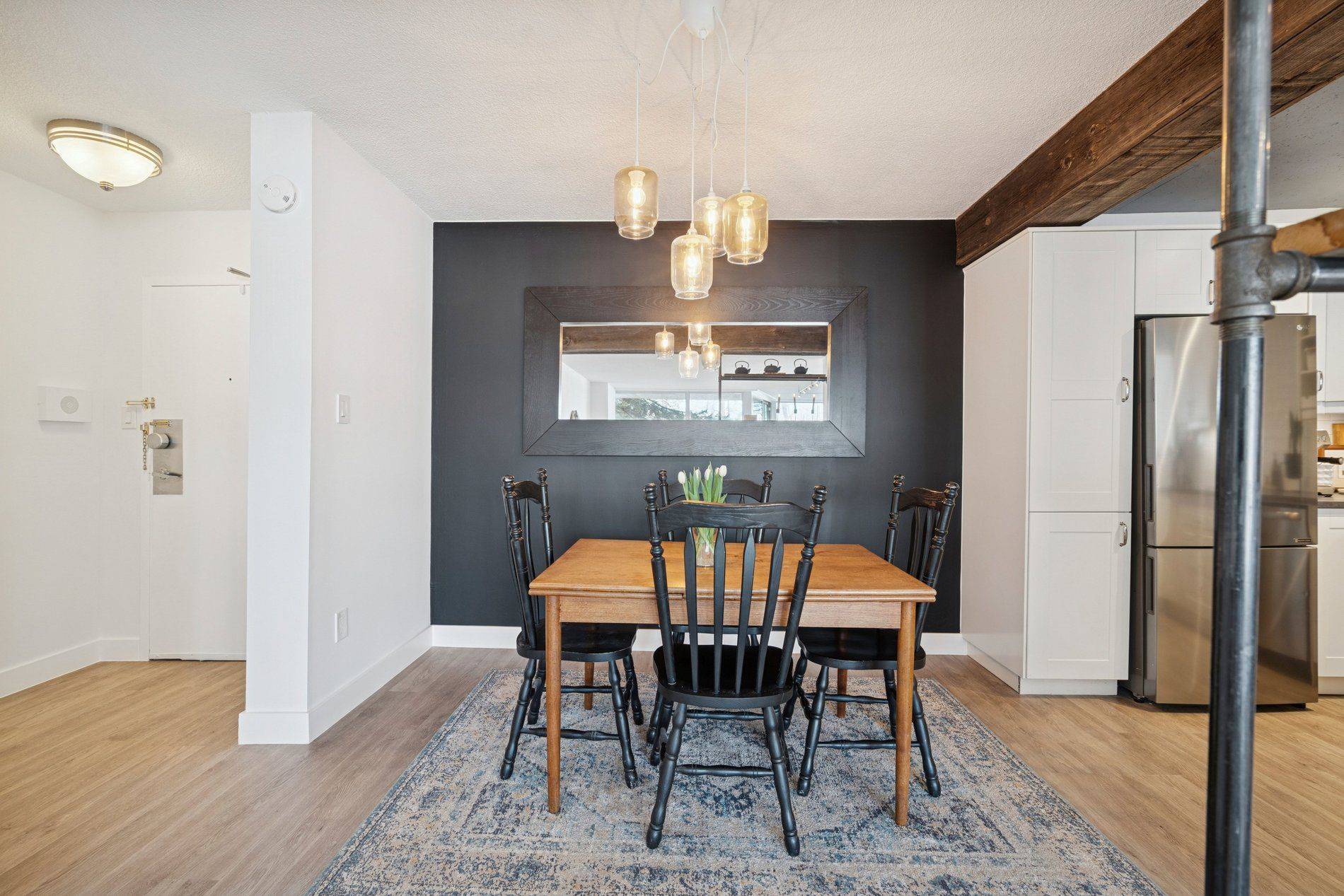 20 Speers RD #103, Oakville, ON L6K 3R5