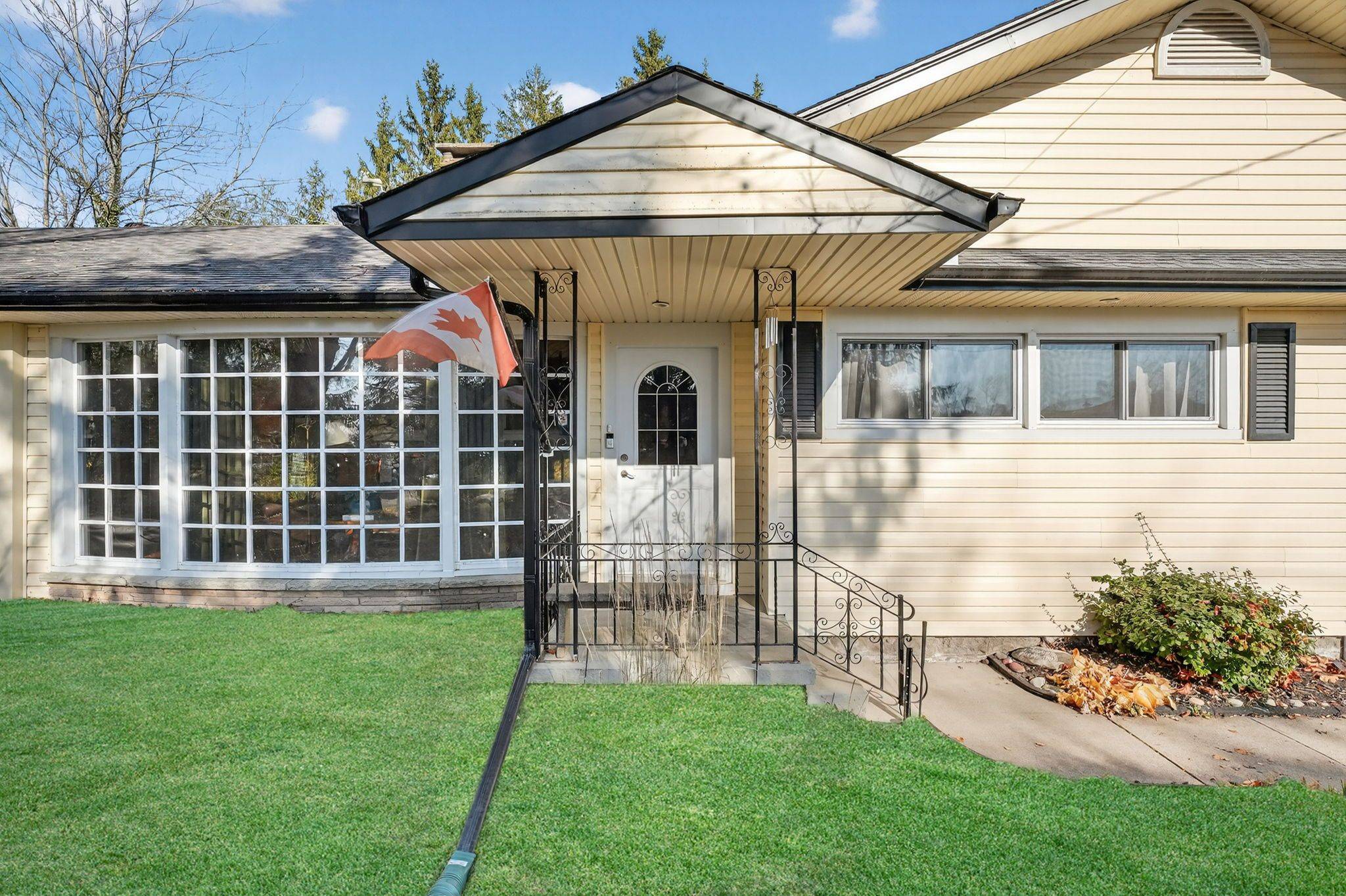 3208 Young AVE, Fort Erie, ON L0S 1N0