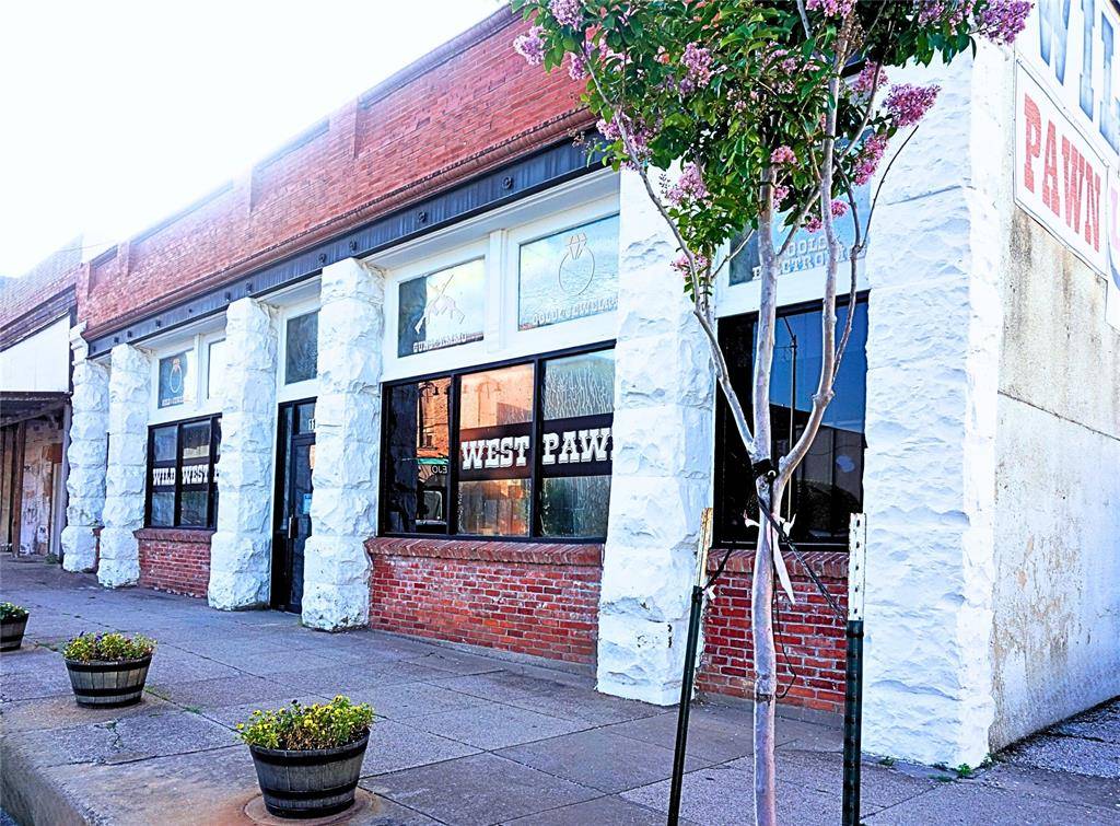 117 E Houston Street, Sherman, TX 75090