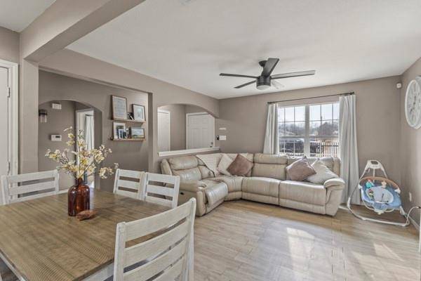 914 S Chatfield Street, Ennis, TX 75119