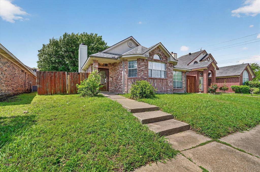 505 Picketts Drive, Mesquite, TX 75149
