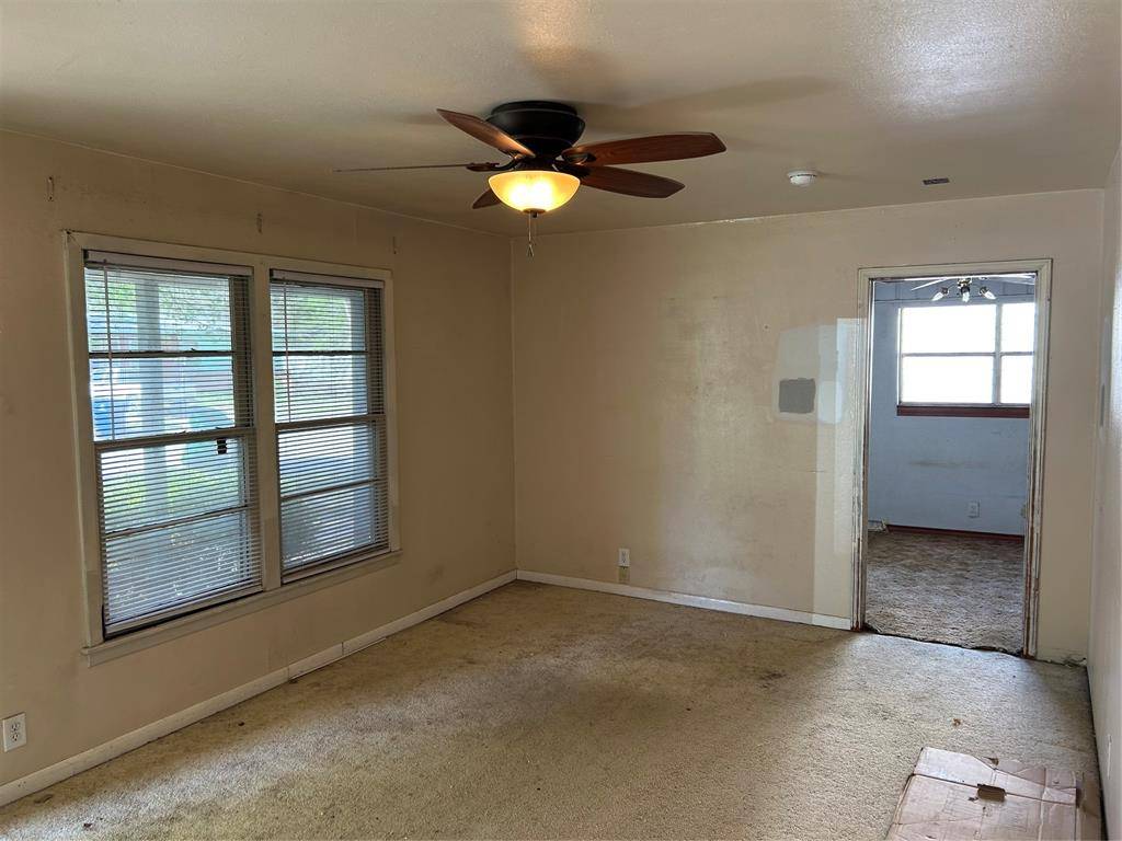 200 Cumberland Road, Waxahachie, TX 75165