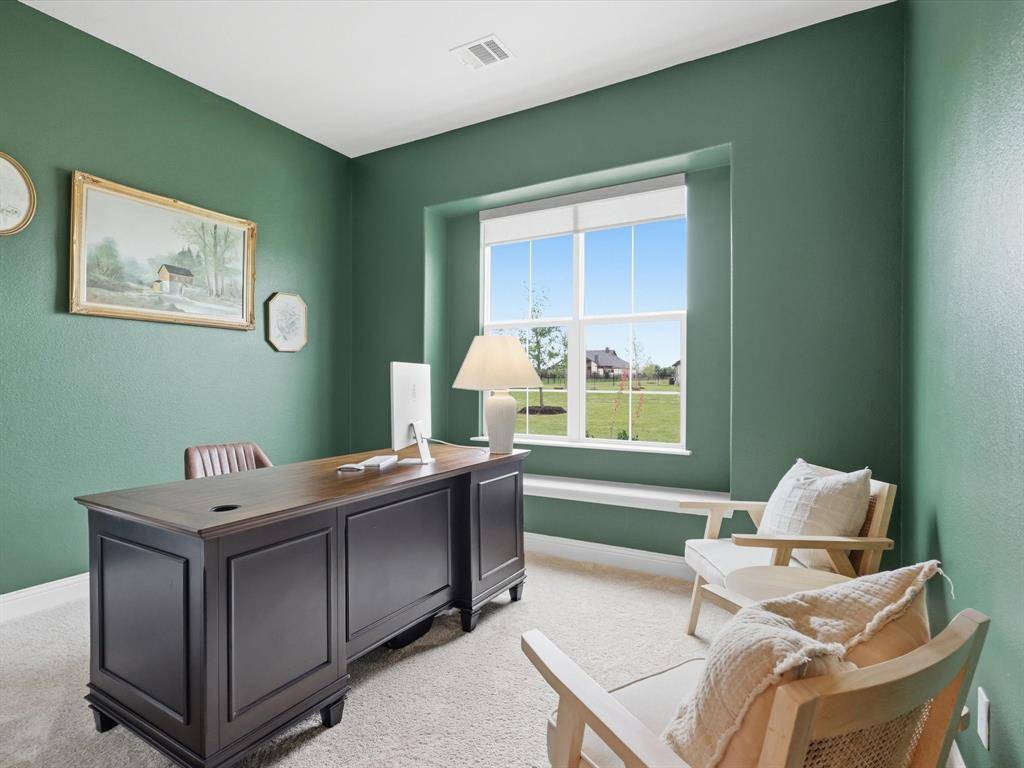 300 Waterview Drive, Gunter, TX 75058