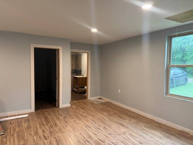 104 N Oak Tree Road, Kemp, TX 75143