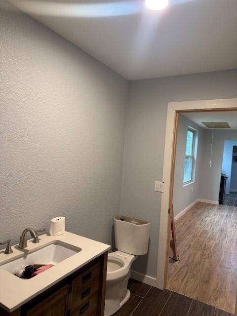 104 N Oak Tree Road, Kemp, TX 75143