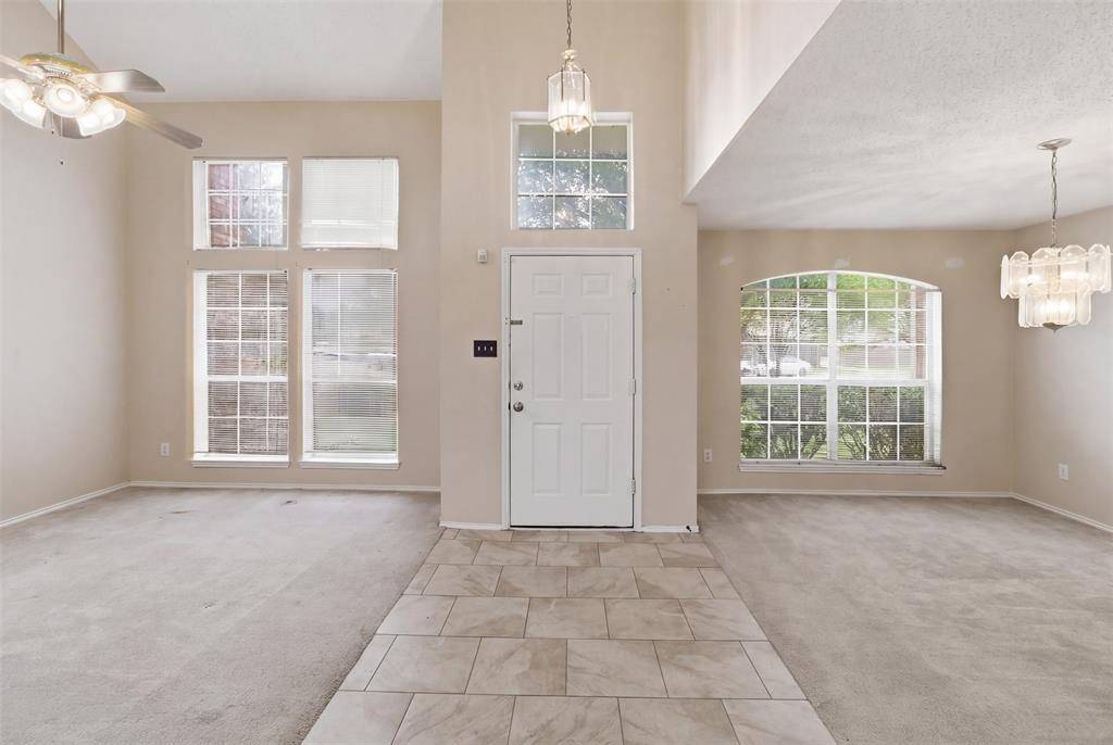 531 Pecan Leaf Drive, Lancaster, TX 75146