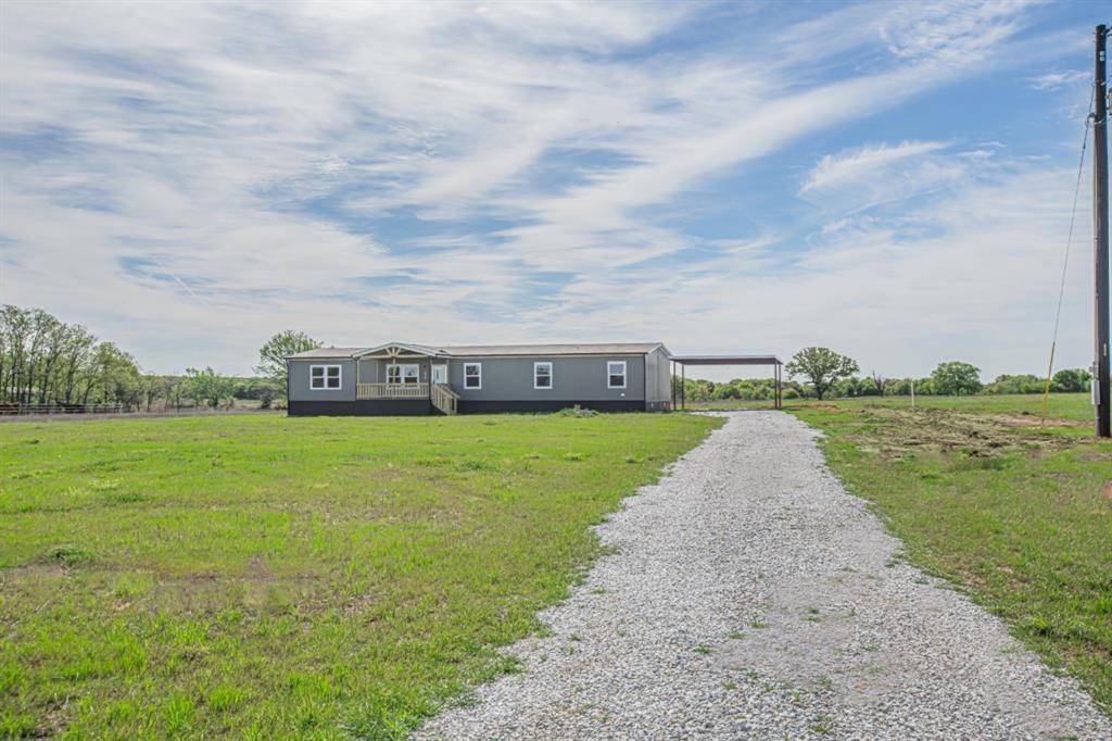 2019 Denver Road, Sunset, TX 76270