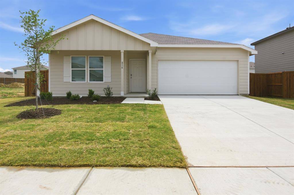 816 Bluffview Drive, Cleburne, TX 76031