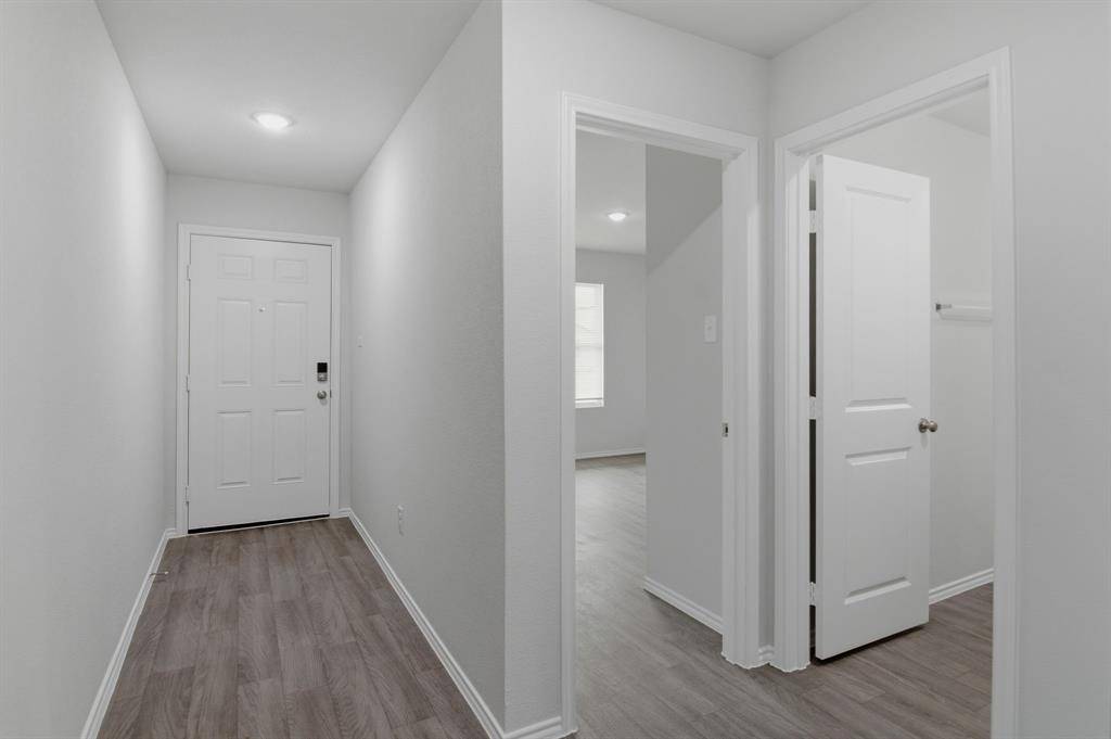 816 Bluffview Drive, Cleburne, TX 76031