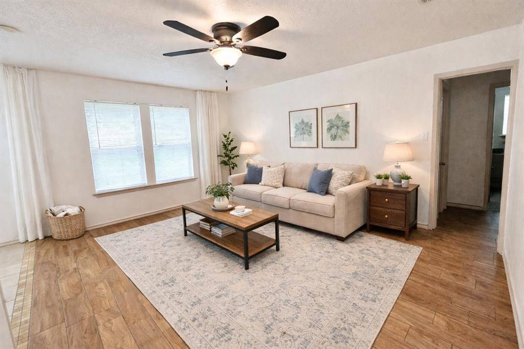 1105 Springdale Road, Bedford, TX 76021