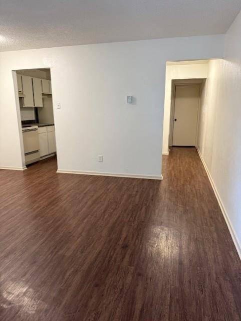 222 N Center Street #202, Grand Prairie, TX 75050