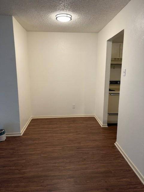 222 N Center Street #202, Grand Prairie, TX 75050