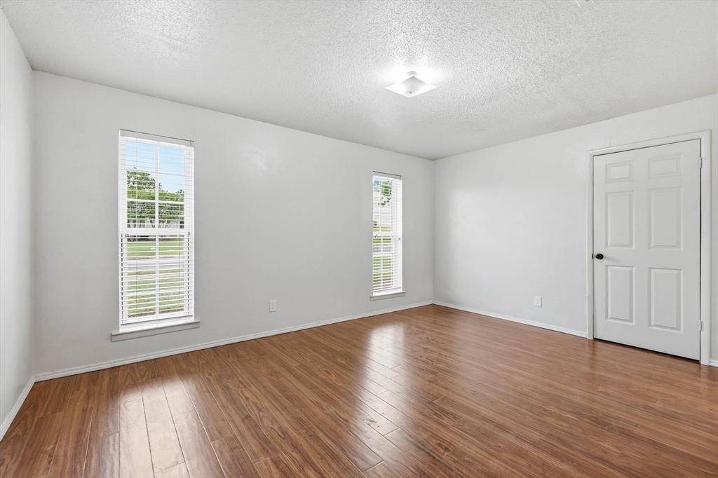 756 E Pecan Street, Hurst, TX 76053