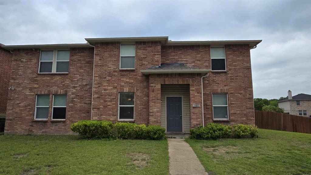 2801 Kerrville Drive, Mesquite, TX 75181