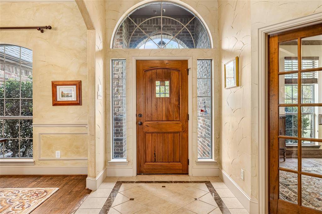 10044 Dennehy Drive, Talty, TX 75126