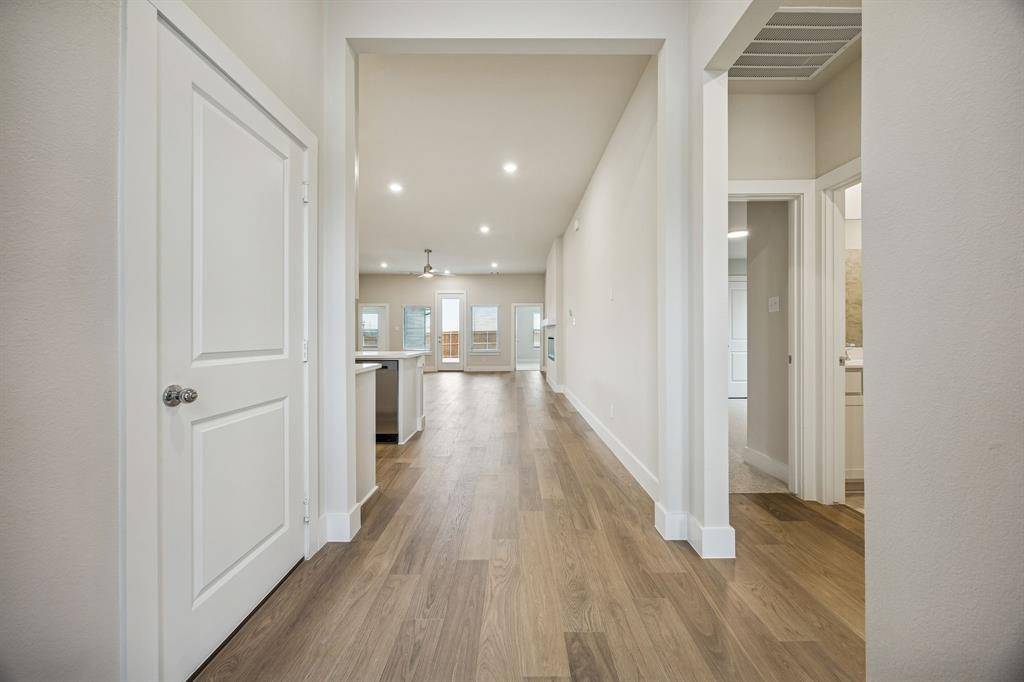 105 William Lane, Godley, TX 76044