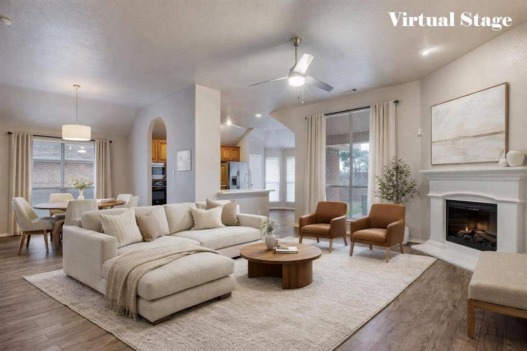 2939 Alyson Way, Grand Prairie, TX 75052