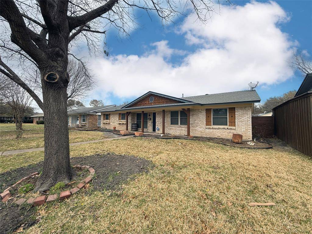 2004 Eastbrook Circle, Mesquite, TX 75150