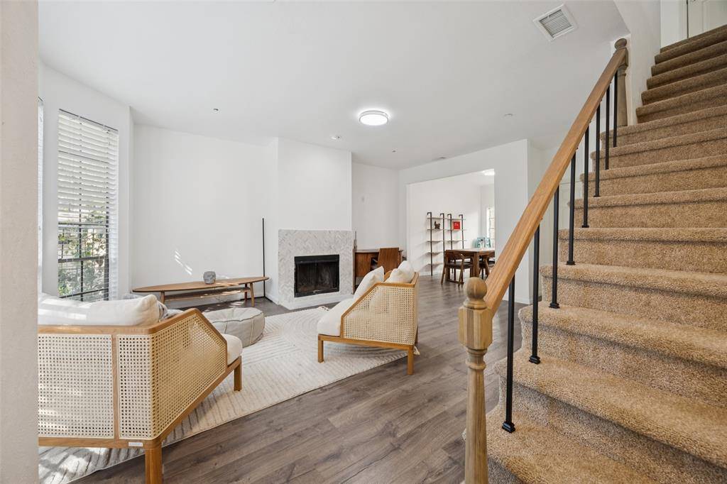 3919 Cole Avenue #101, Dallas, TX 75204