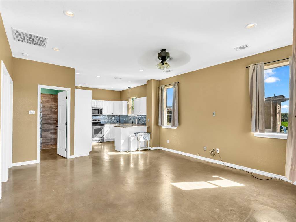 4507 County Road 2690, Alvord, TX 76225