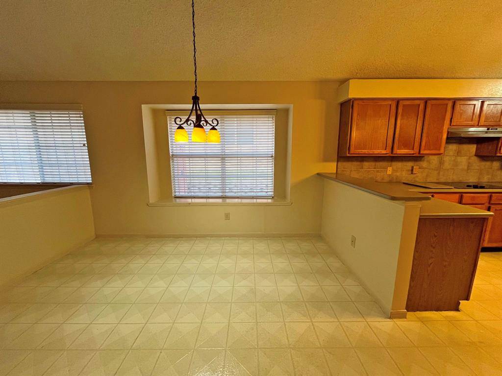 1513 Columbus Drive, Rowlett, TX 75089