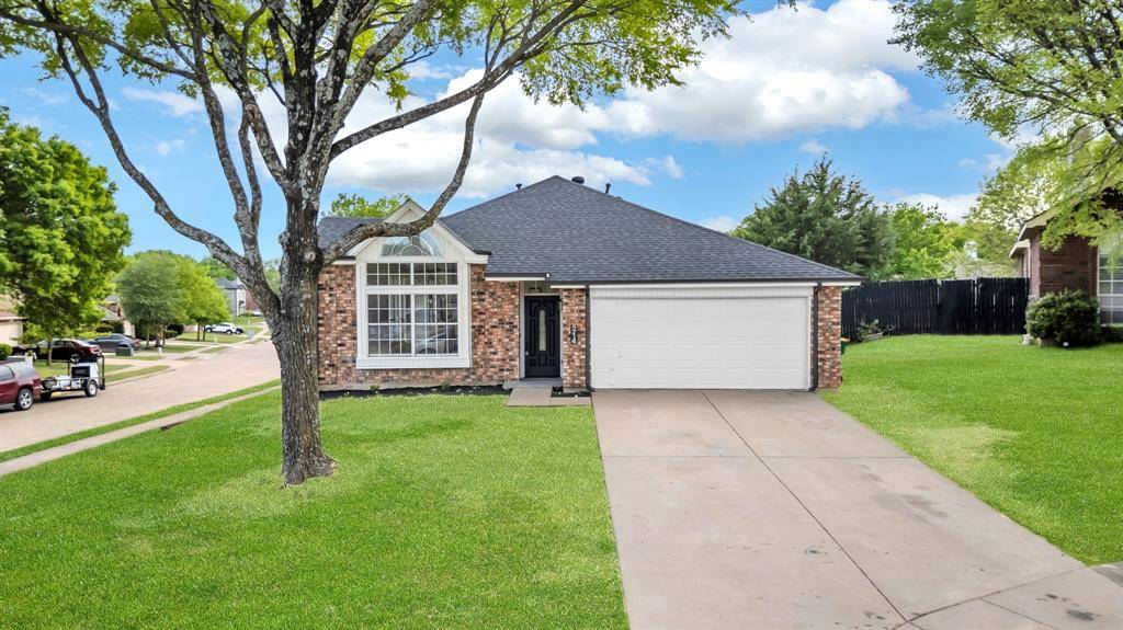 214 Chamblin Court, Cedar Hill, TX 75104