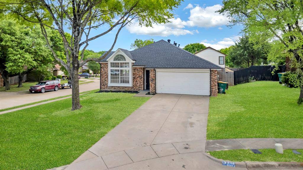 214 Chamblin Court, Cedar Hill, TX 75104